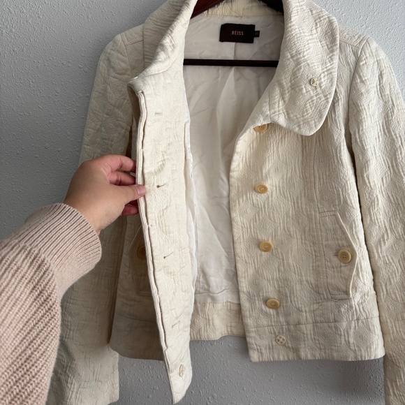 Reiss Women's Textured Cream Jacket - Picture 3 of 6